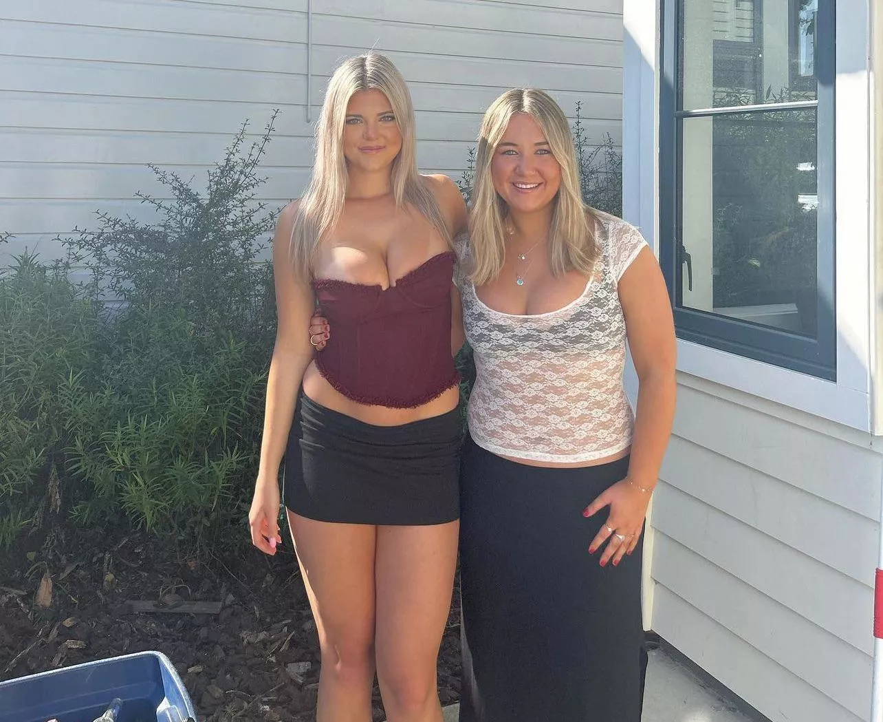 Sister Envy posted by ExplicitGem