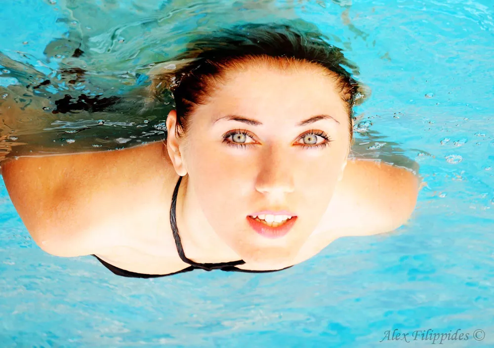 Underwater eyes posted by IAmSnort