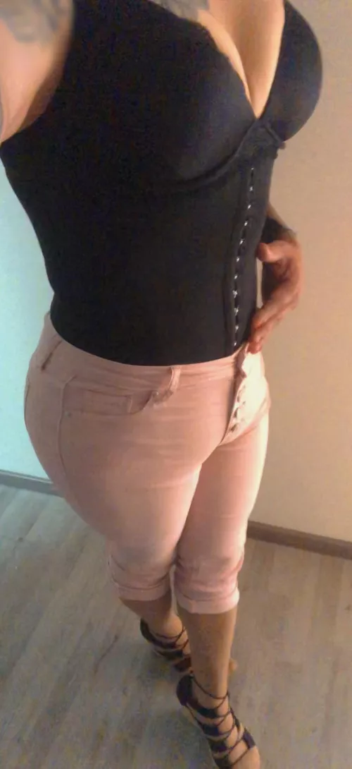 Valentines is around the corner. 💜 by Joanacd1