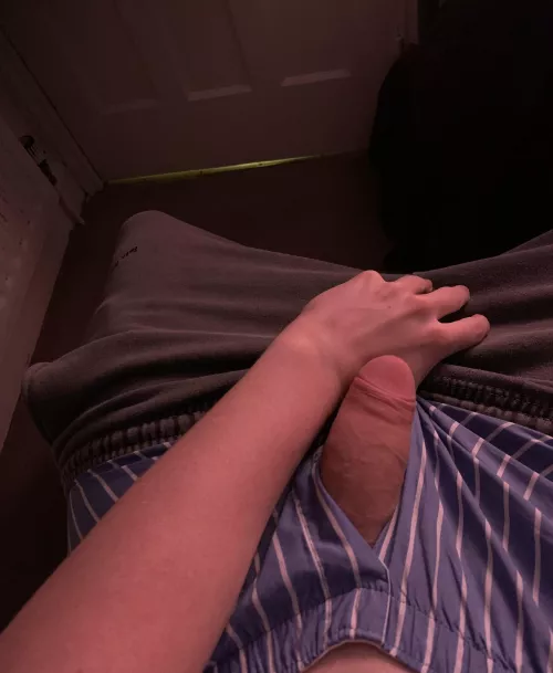 When your soft cock is almost as thick as your wrist 👀 by B_______________