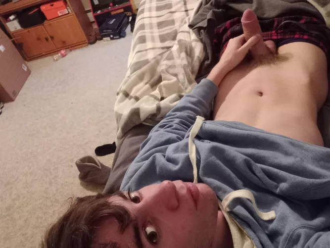 Woke up like this. Help out? by Logical-Cash6829