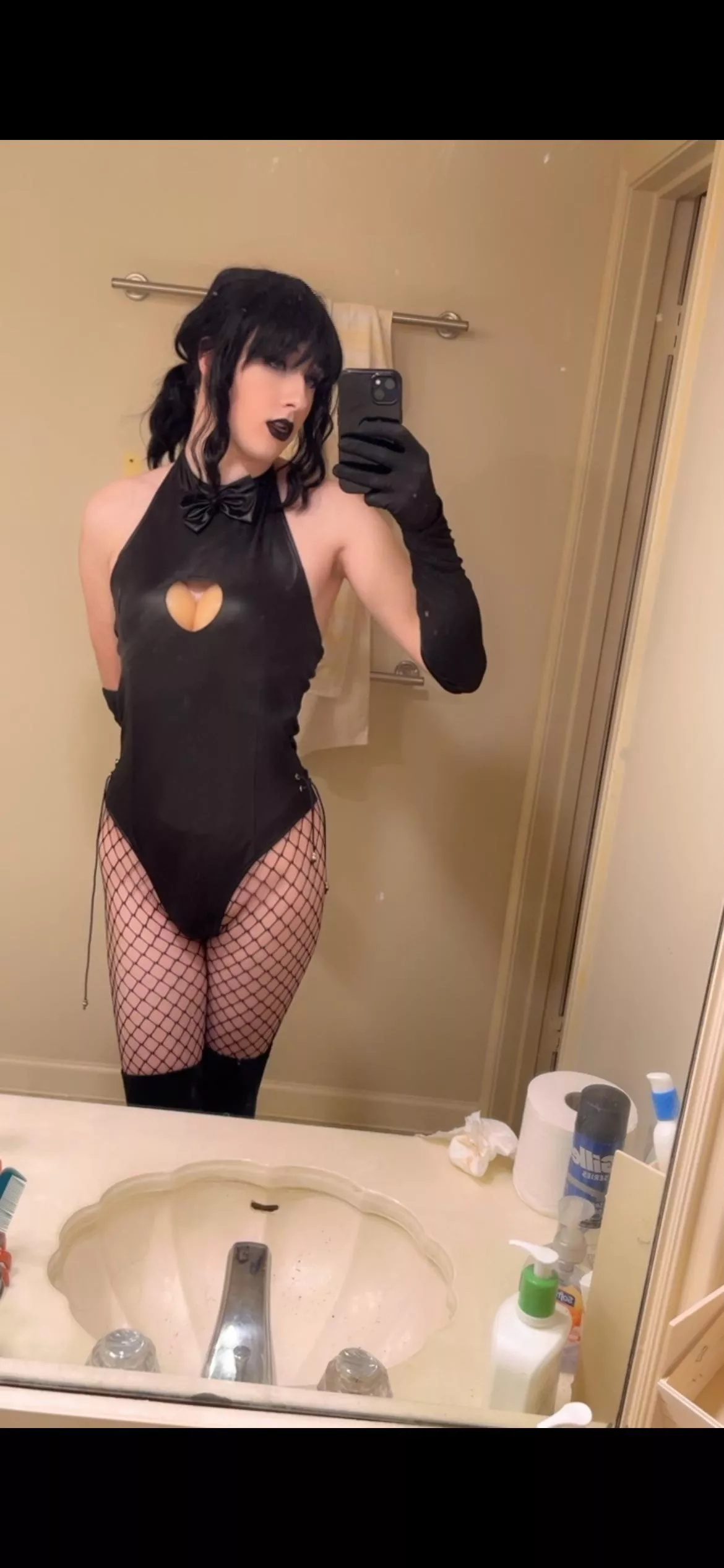 Would I make a pretty goth girl? posted by QuestionableSalad__