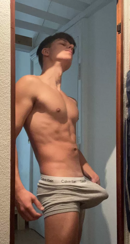 (19)Top or bottom? by Select_Equipment4297