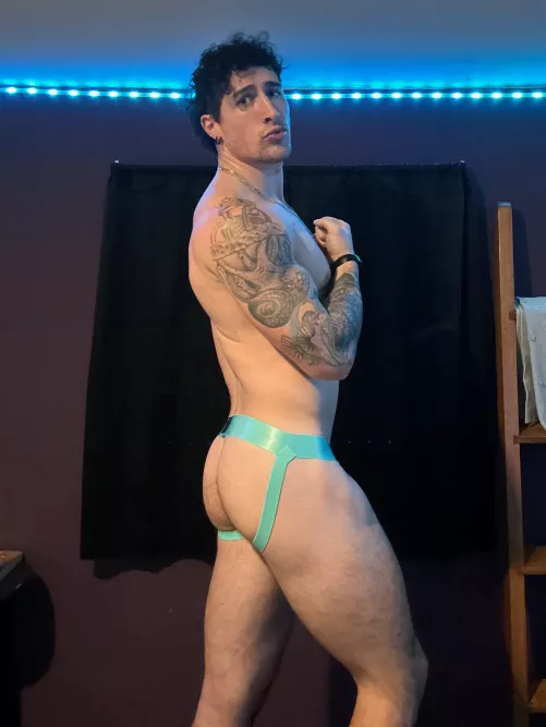 (28) Do you like this blue on me? by AtlasGaines