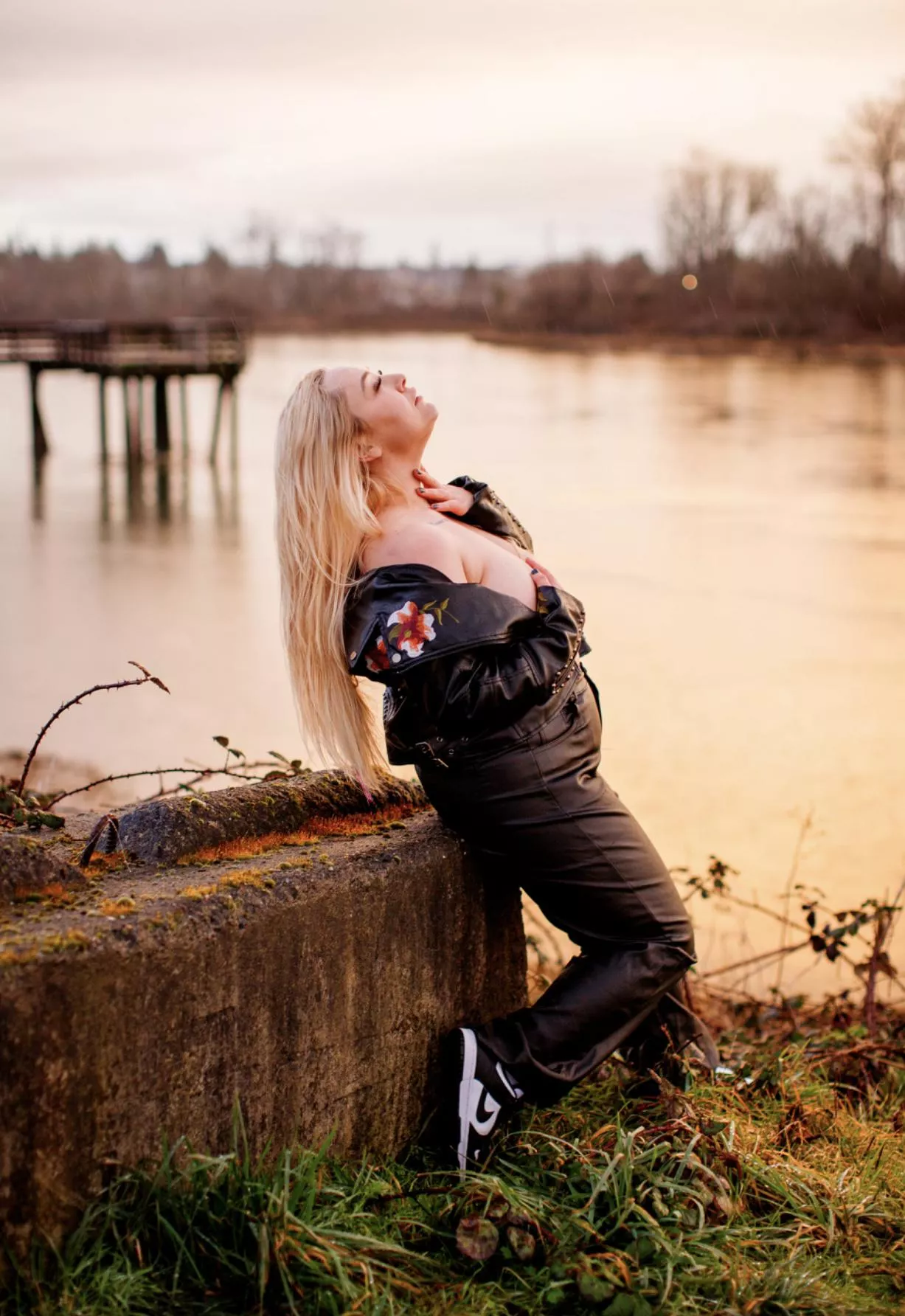 Basking in the warmth of the sun rejuvenates my spirit. posted by Killer_Ladki