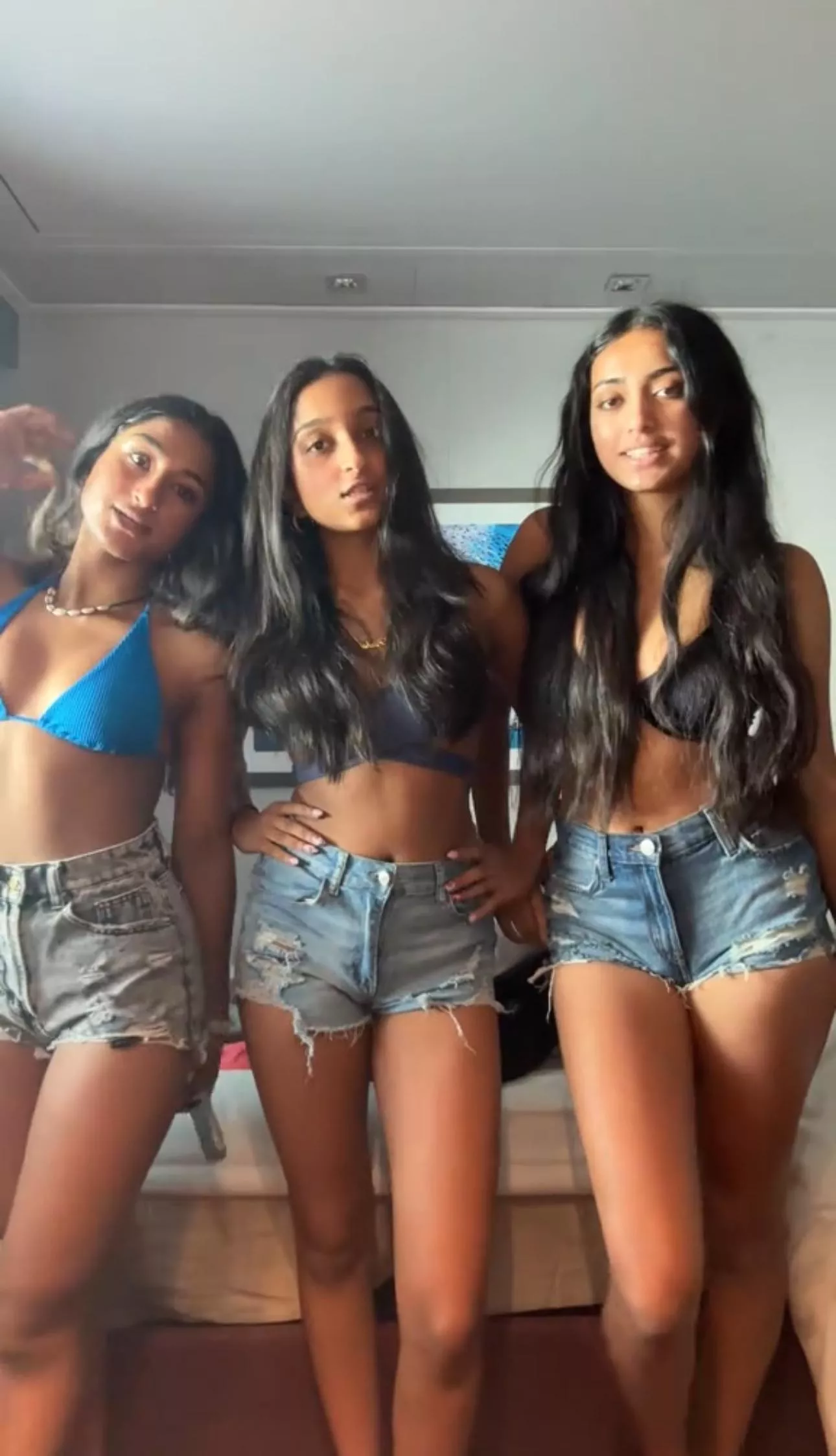 Beach day friends posted by CremeDistinct4253