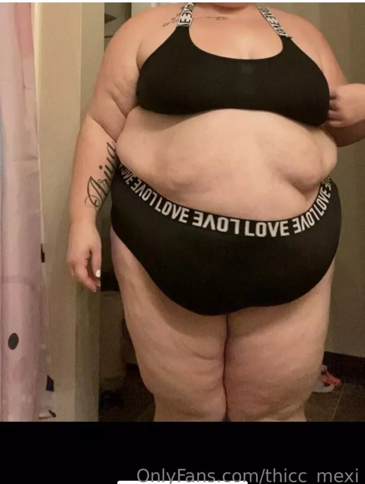 Body shot🥵 posted by Its_aurabb