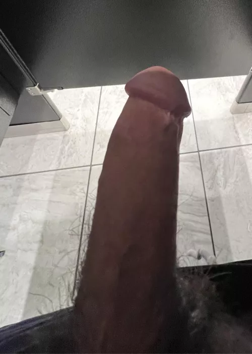 Boner at planet fitness by Forward_Dig4768