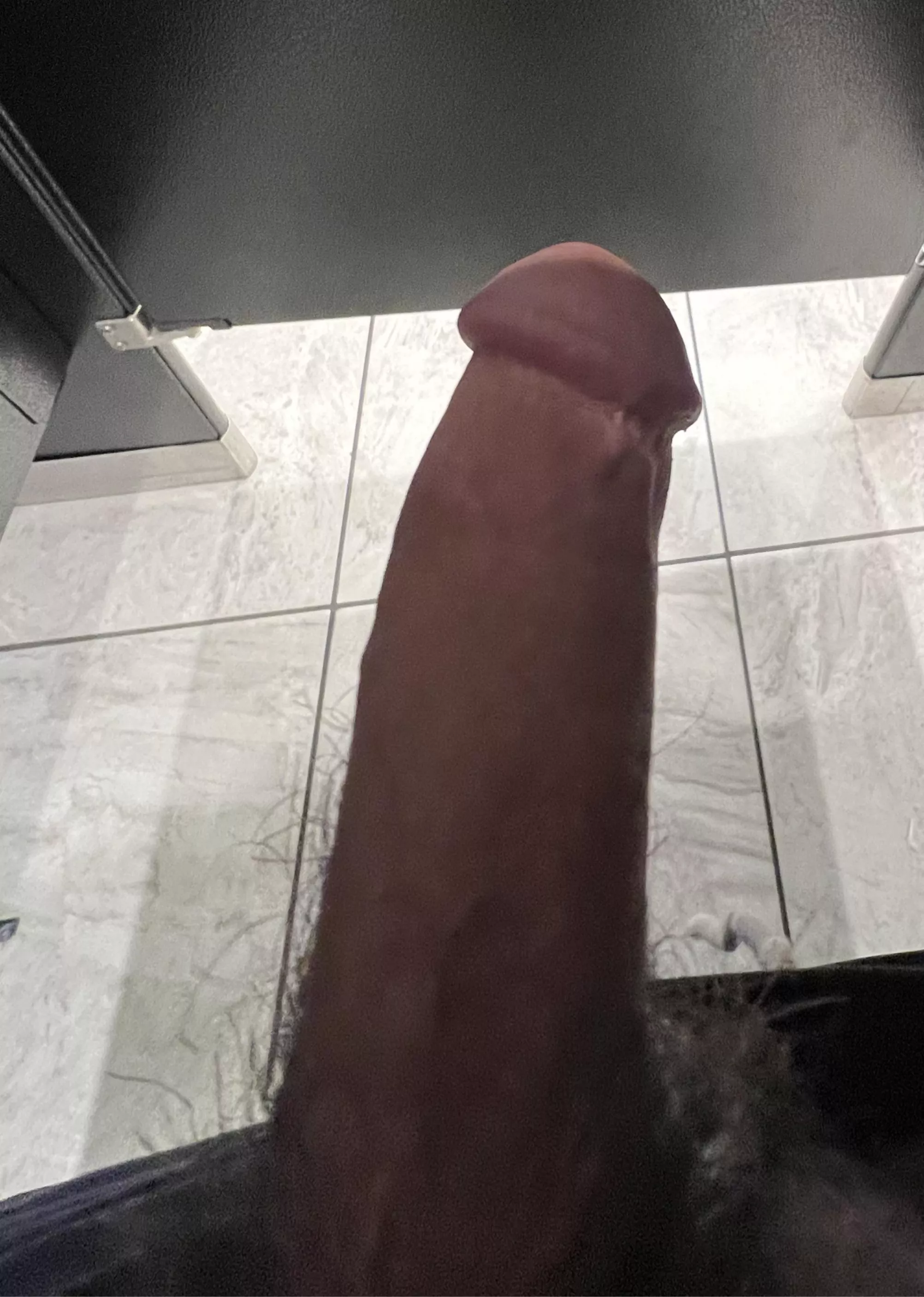 Boner at planet fitness posted by Forward_Dig4768