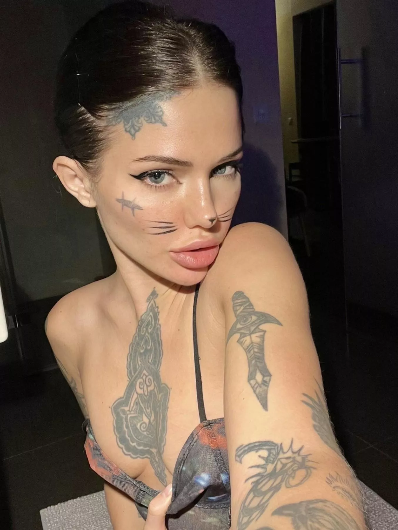 Cats love to lick, I'm definitely a cat posted by Coilingfog782