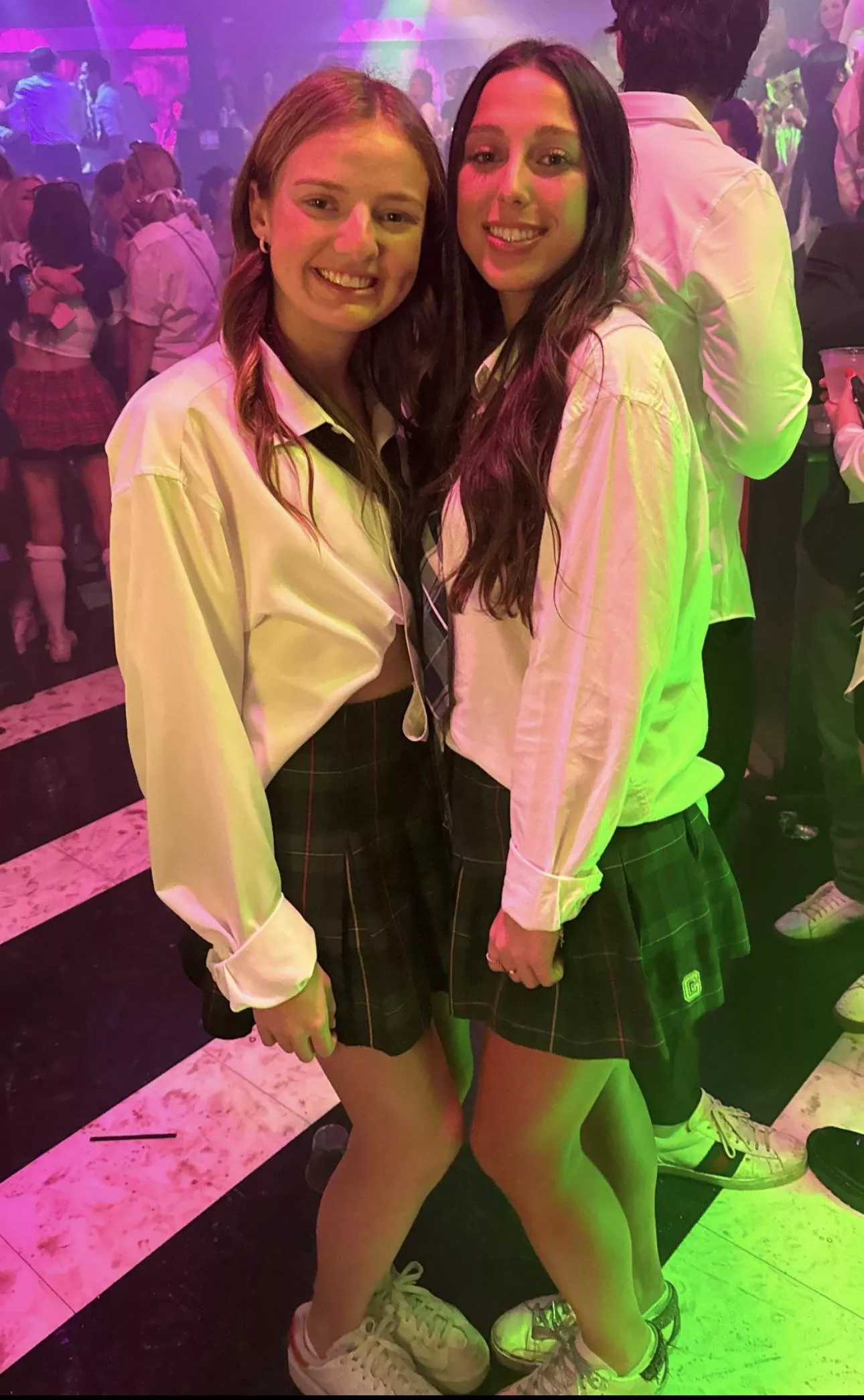 College Gals posted by chopchopslice