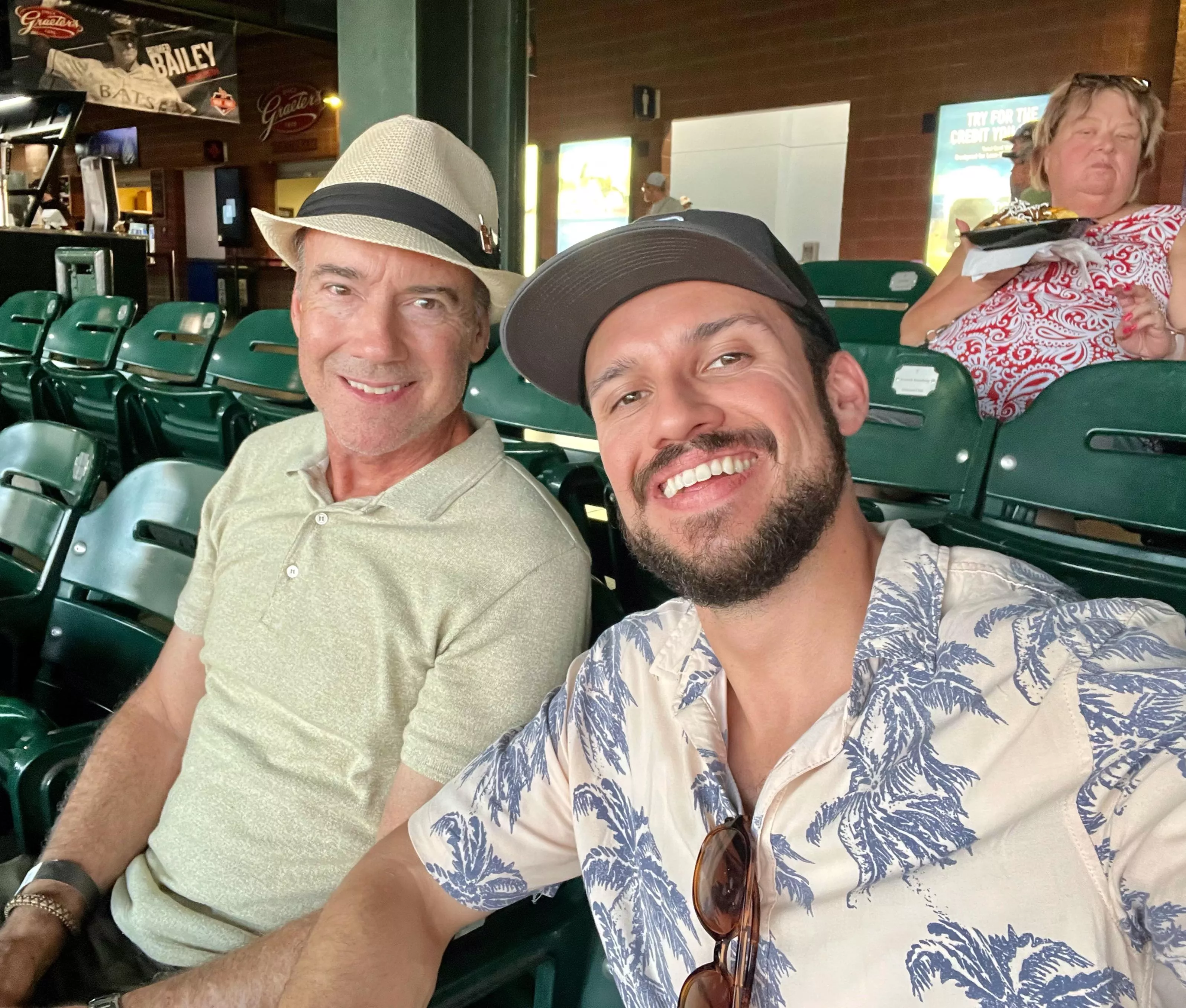 Dad made me cry when he said he “prays for me everyday that I find my husband.”😭🙏🏼 posted by sunflowerkidofficial