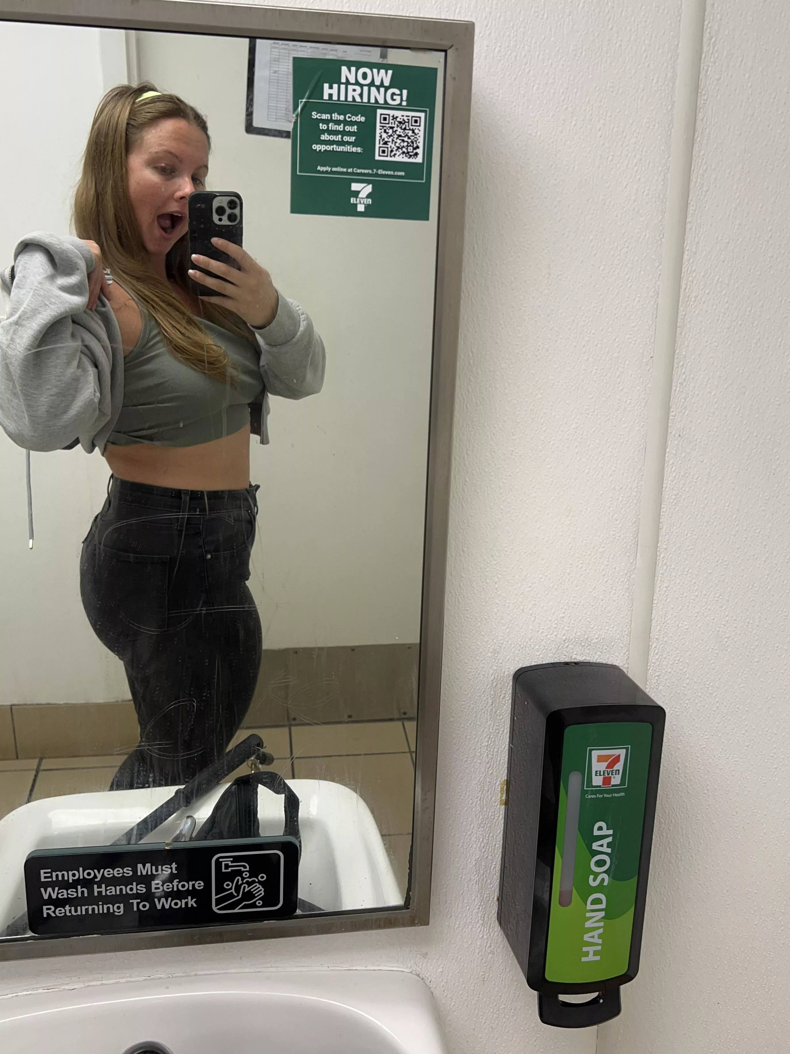 Dying to get fucked in a public bathroom … posted by bigduchvip
