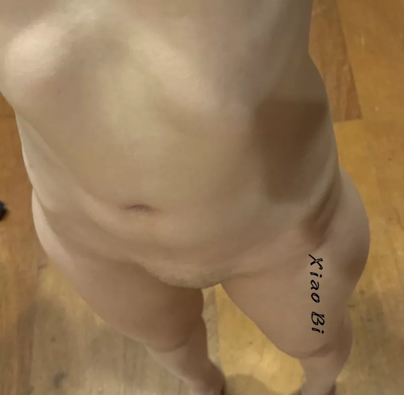 Fresh out of the shower with a little stubble (sorry!) posted by xiao_bi