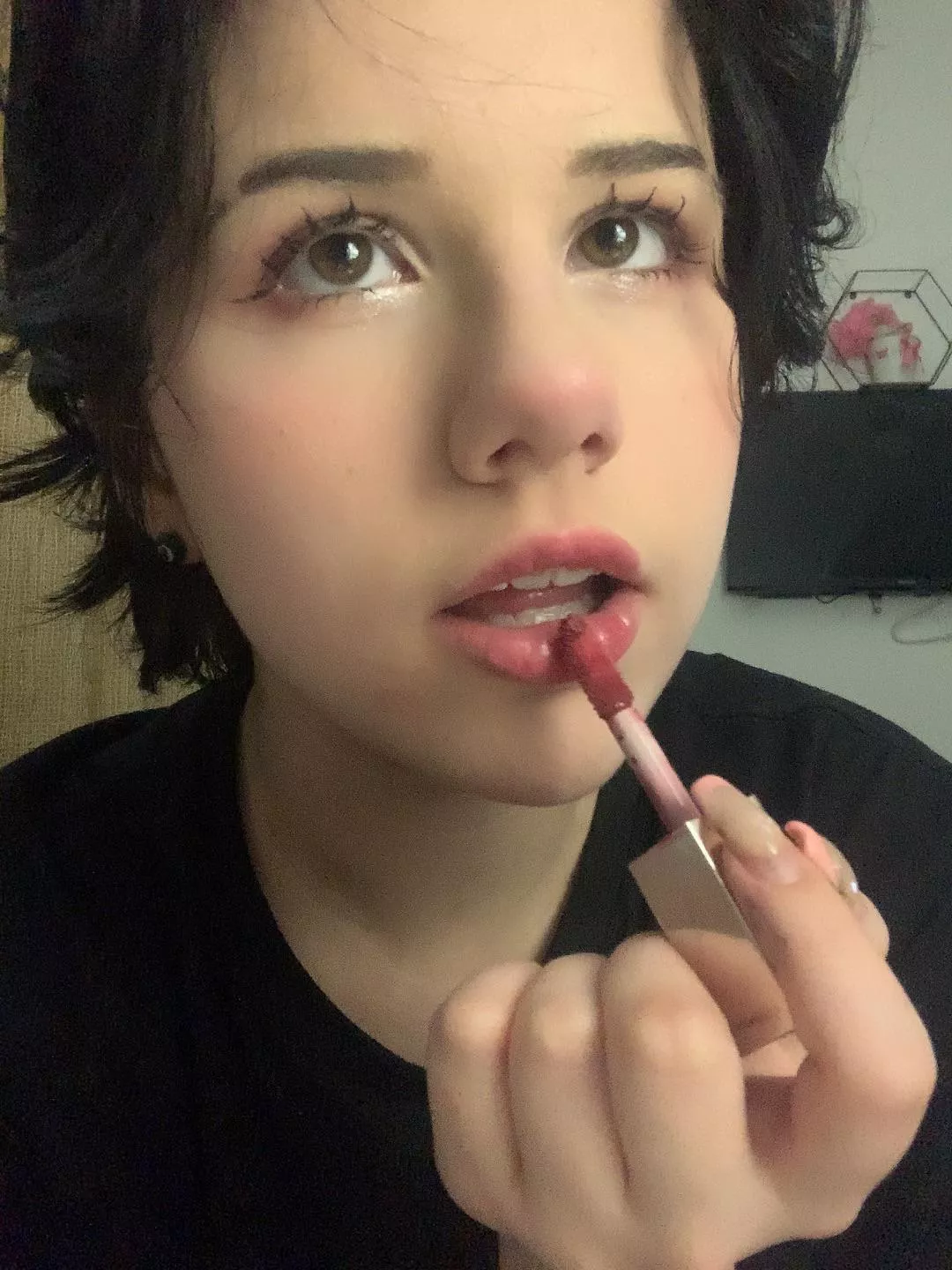 gloss posted by sailor-x