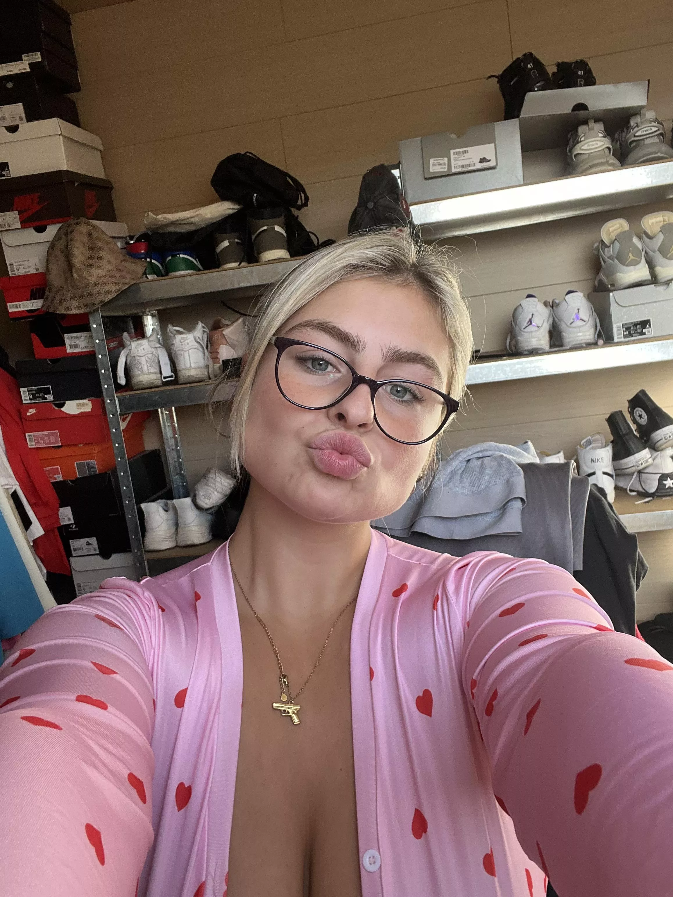 Good morning posted by Earline_Clayton