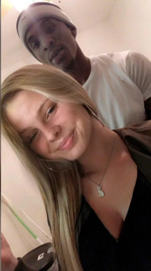 He fucks me so good daddy by Randompeanutlover