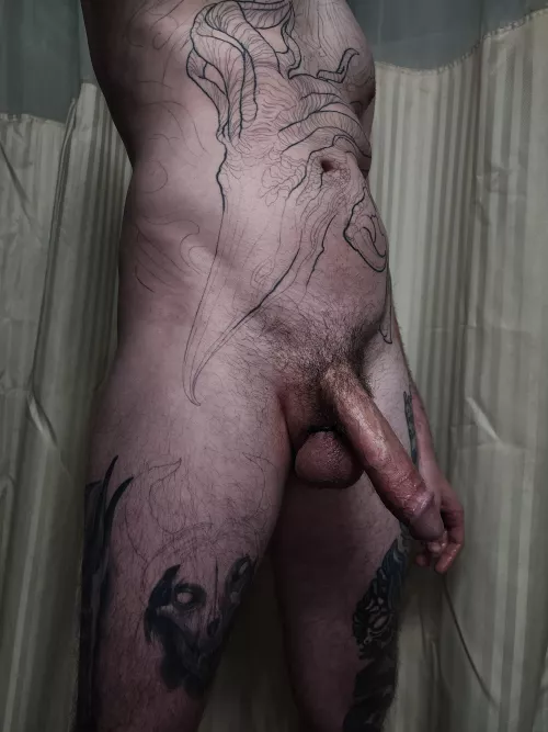 Hung like a horse? by Jojo_is_Bizarre