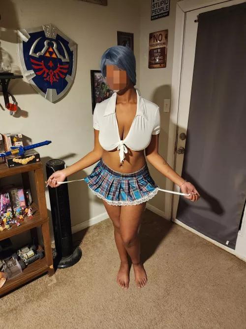 I absolutely love the way this looks on me I hope all of you like it too! I have some that are a bit more revealing maybe I'll post with encouragement! by ososcafe