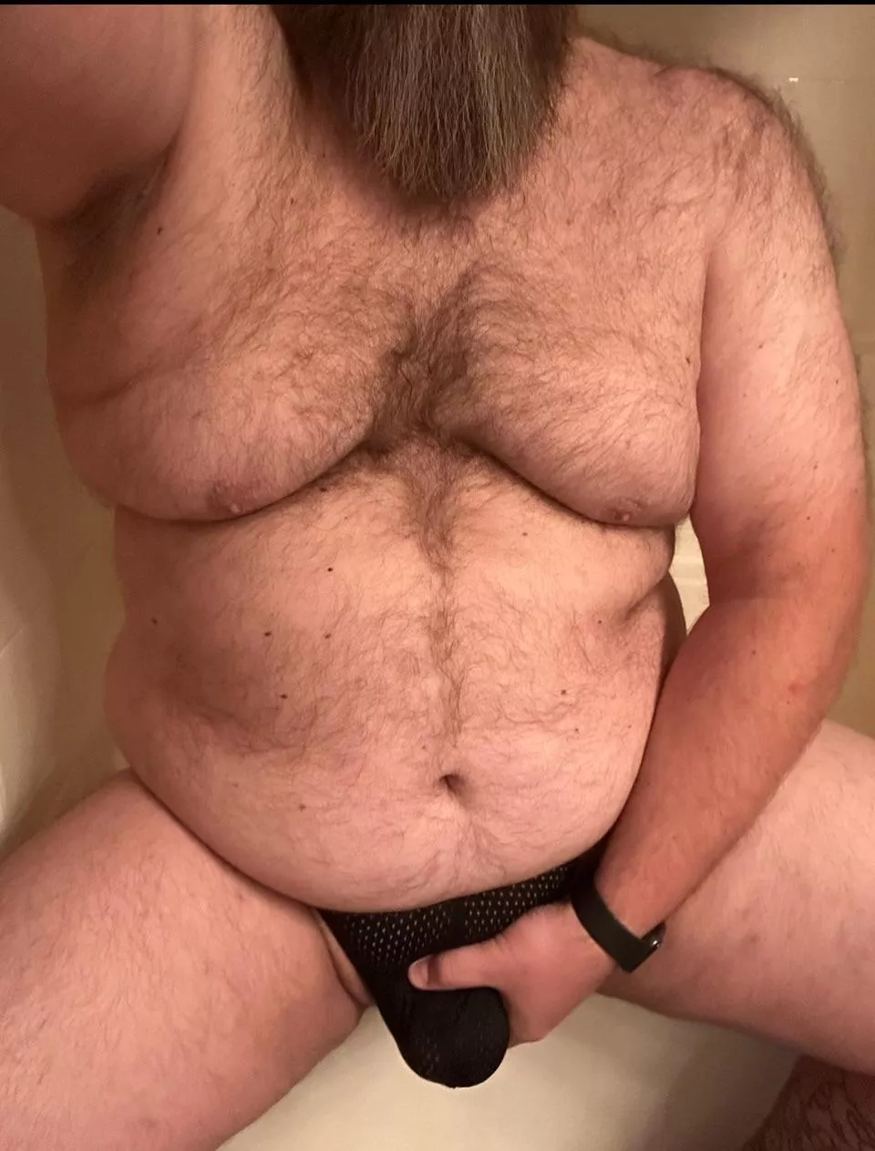 I need some assistance with delivering this package. posted by FatDarkEarth