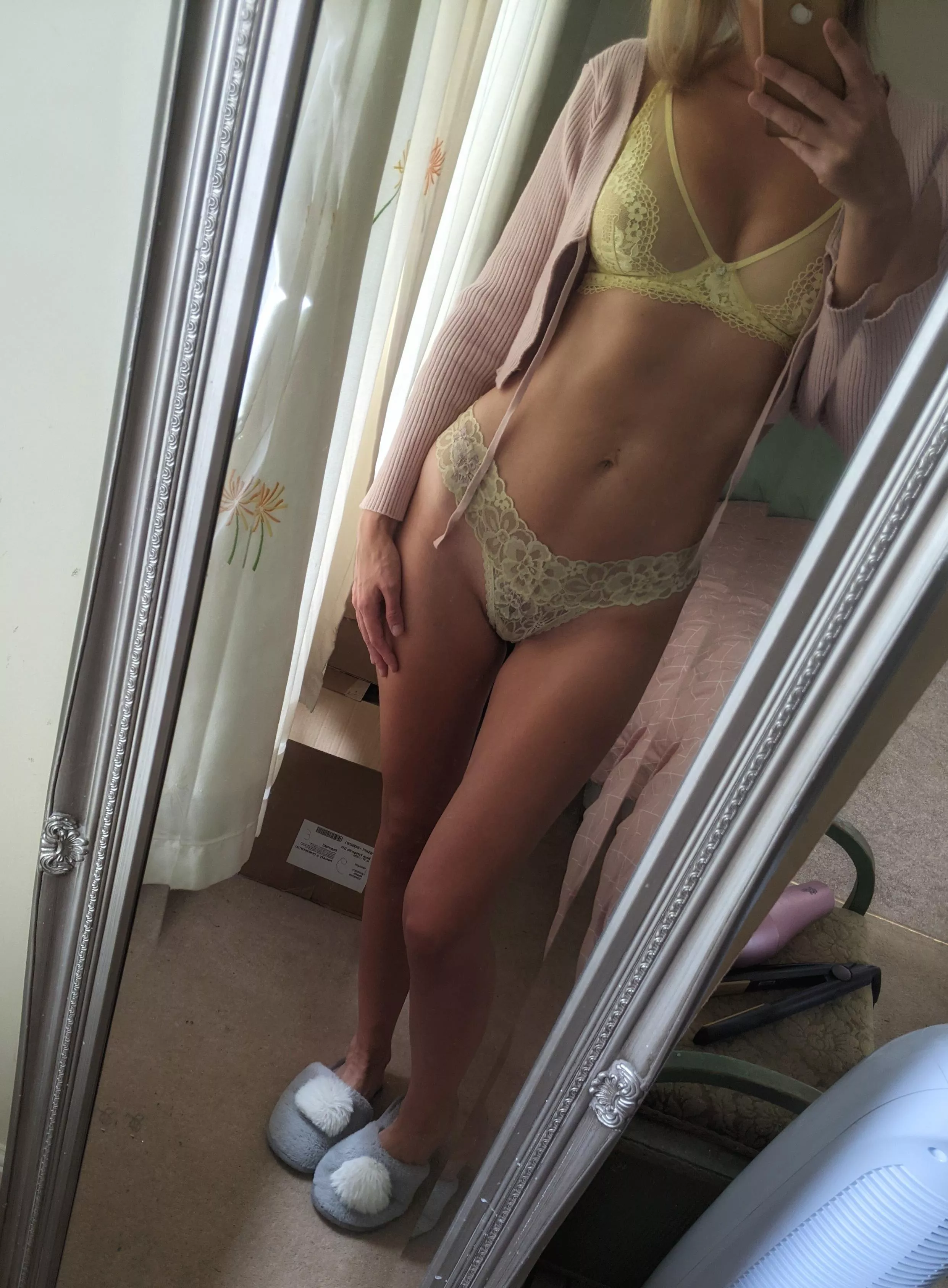 is green my colour? x posted by Evil_Bunny69