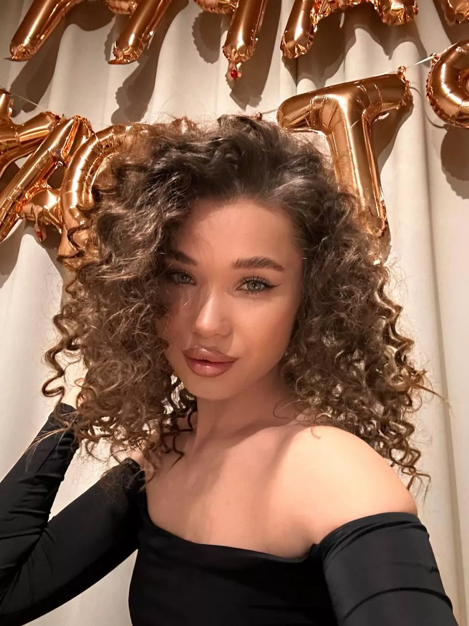 IUTR posted by Valentina-Marie