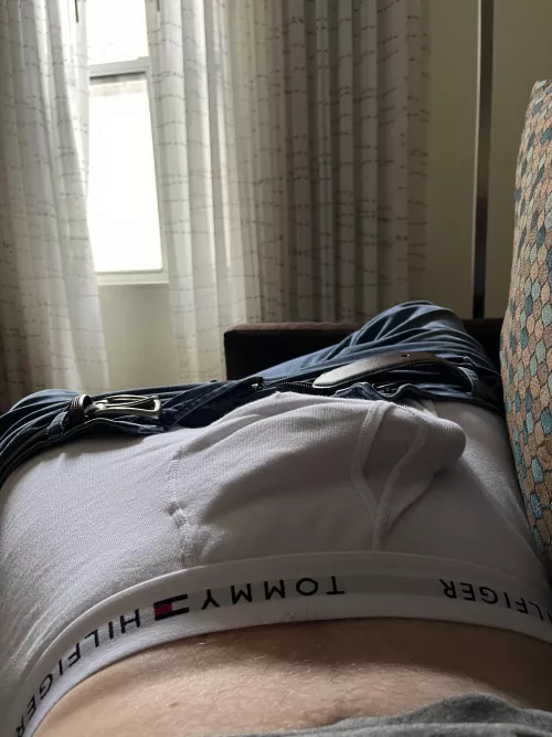 Just begging to be let out by LMx_pirateboy