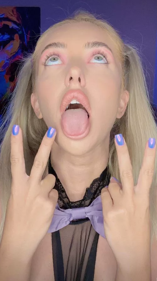 just not on the face but in the mouth by hepDinghy