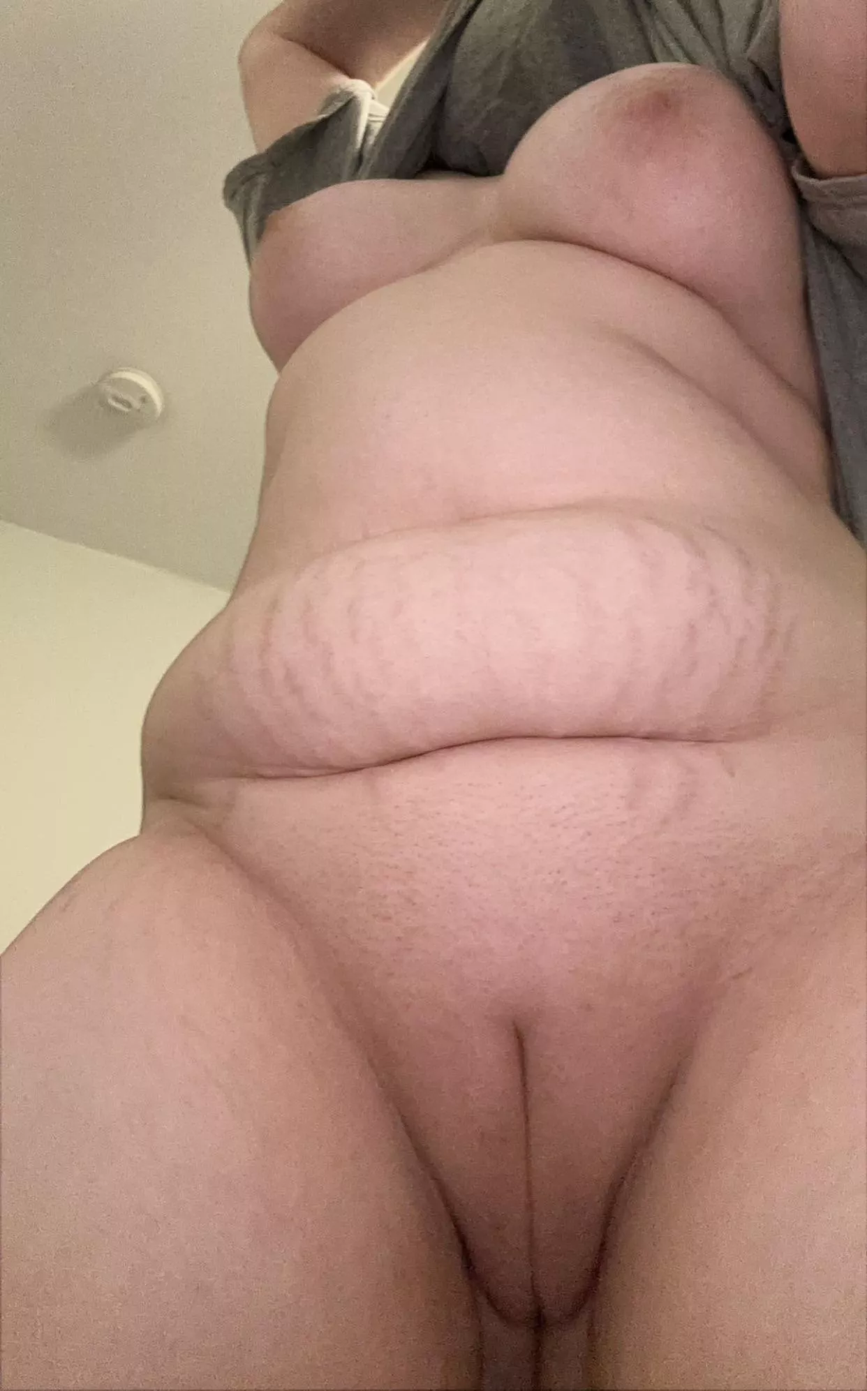 Kitty wants kisses!! 😽❤️ posted by Cass_Trix