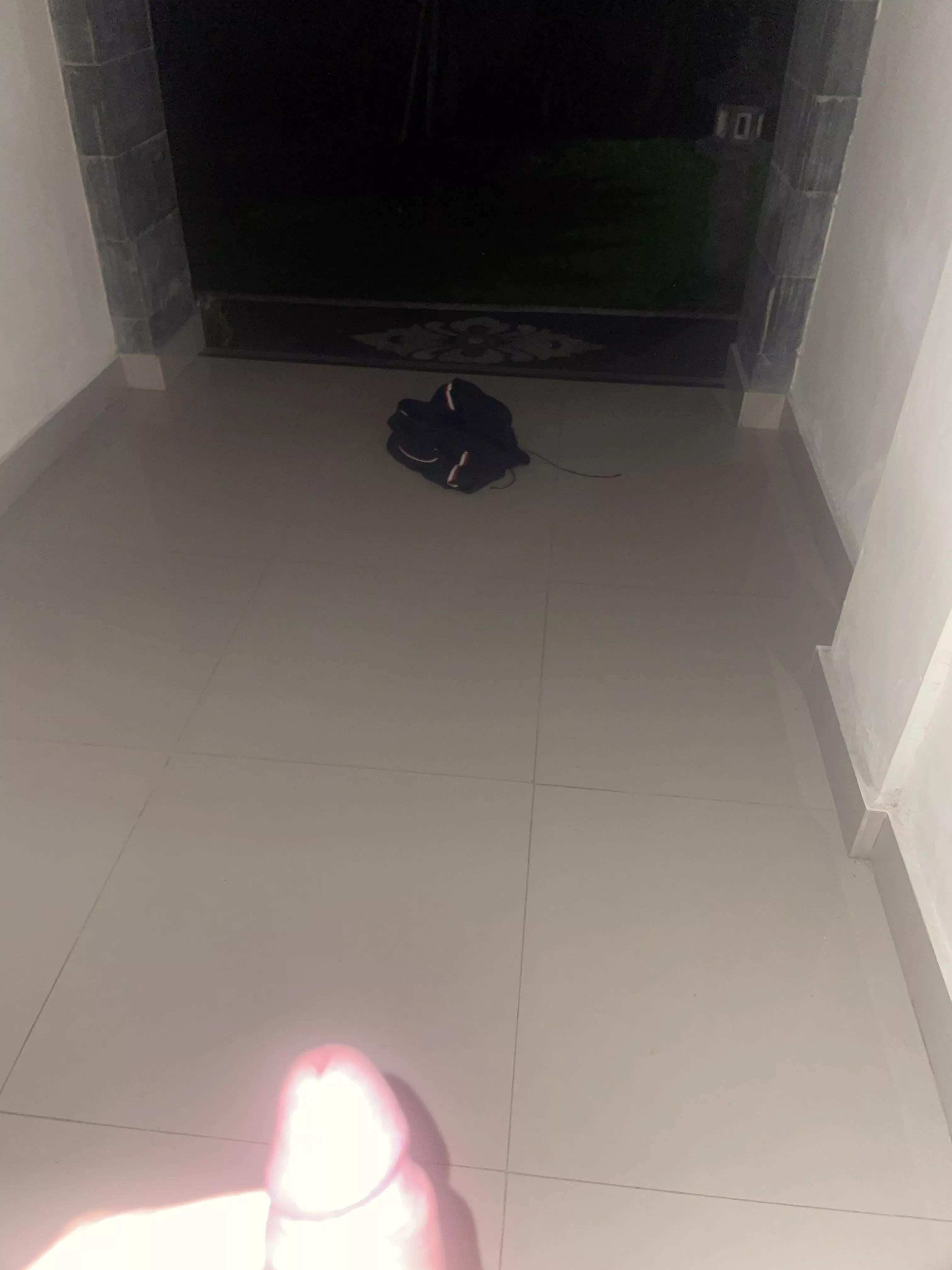 leaving pants behind public posted by Adventurous_Hat8215