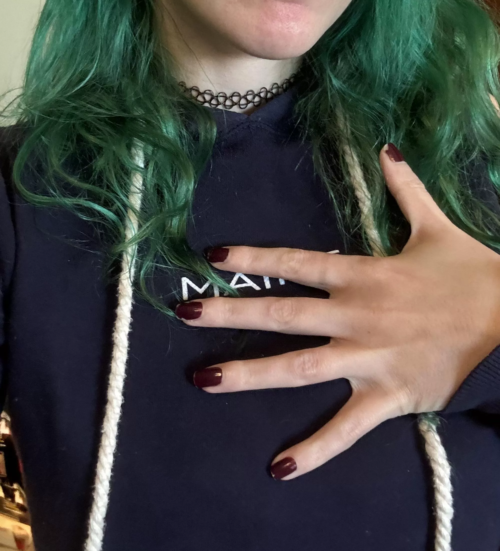 Maroon nails posted by sirenskiss3