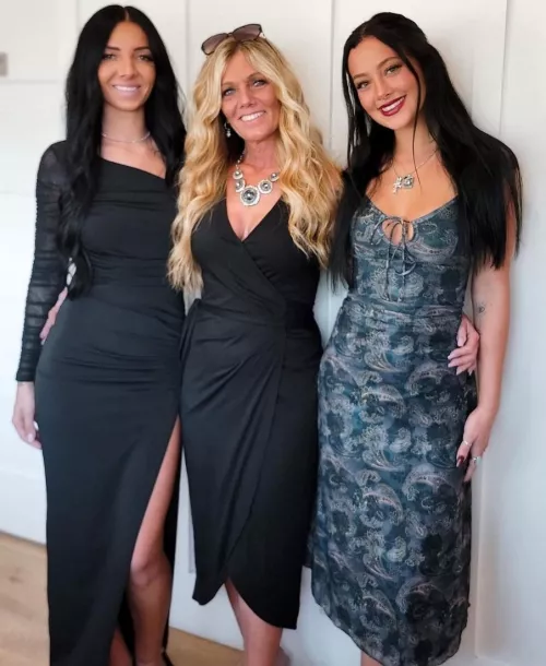 Milf or daughters? [3] by fatboy_sl1m