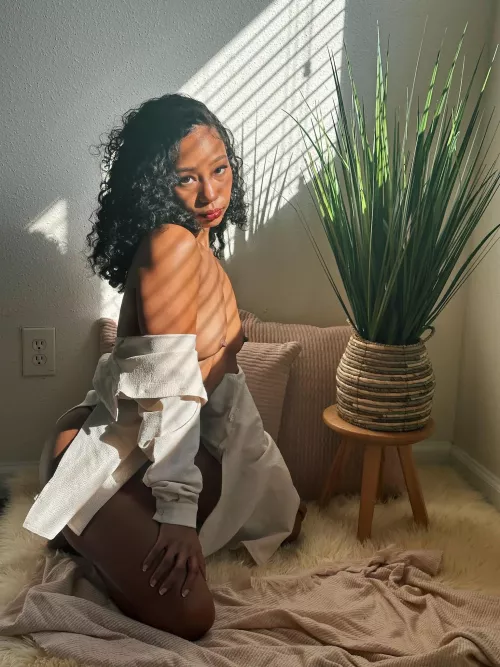 My pussy deserves to be eaten by NaomiGetsNasty