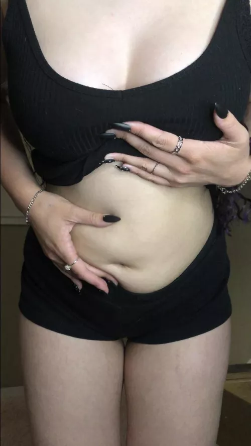 My stuffed soft belly by lalahehex