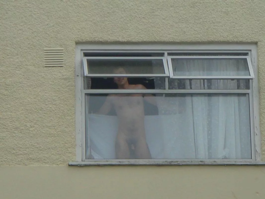 Nearly every morning I’m treated to this… posted by Rob_Eliot