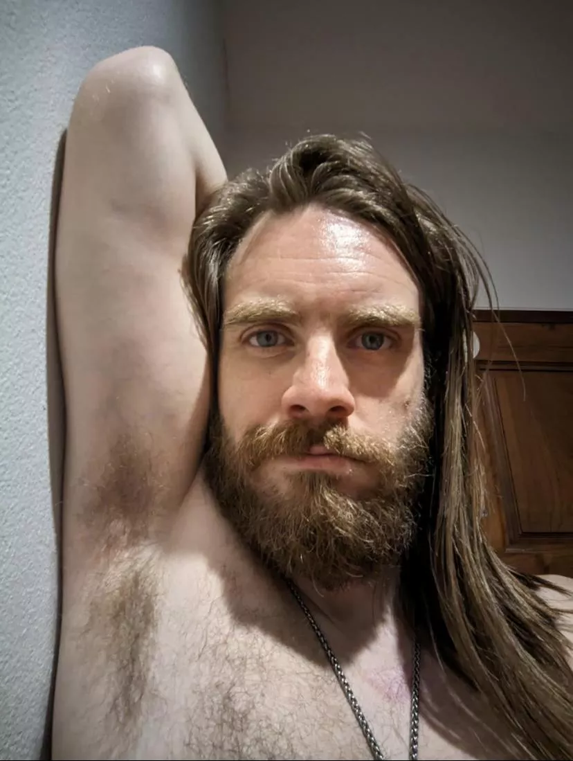 need someone to rest with 😉 posted by thewitcherof