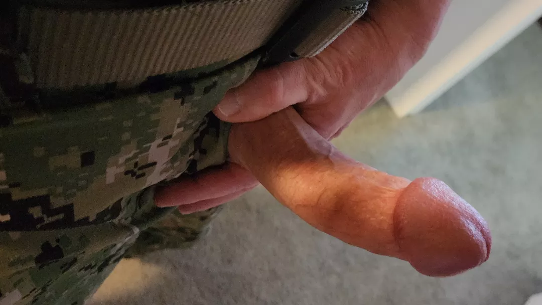 Ready for a hard day's work posted by throwaway2341678