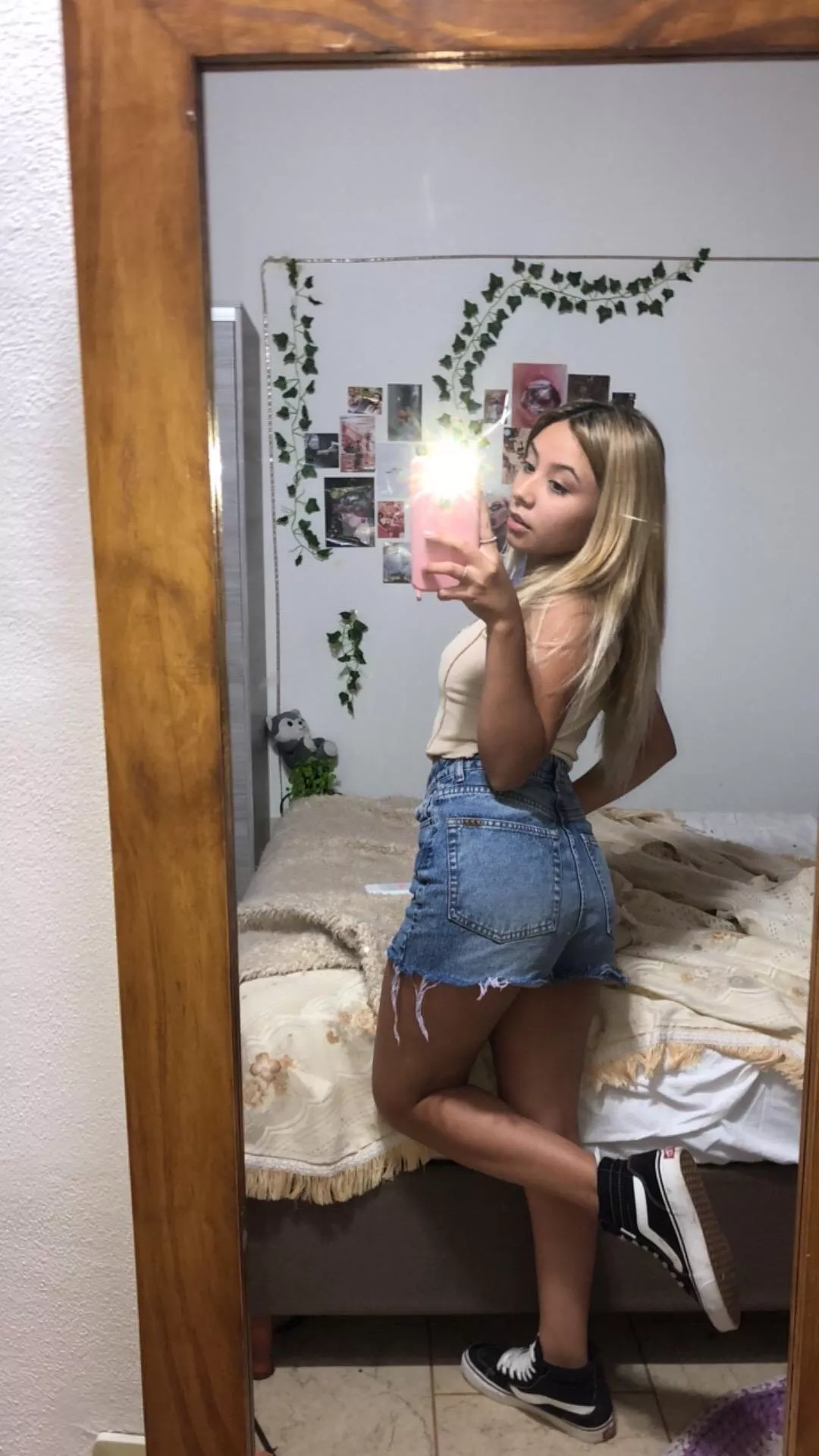 Short blonde IUTR posted by Honest_Illustrator54