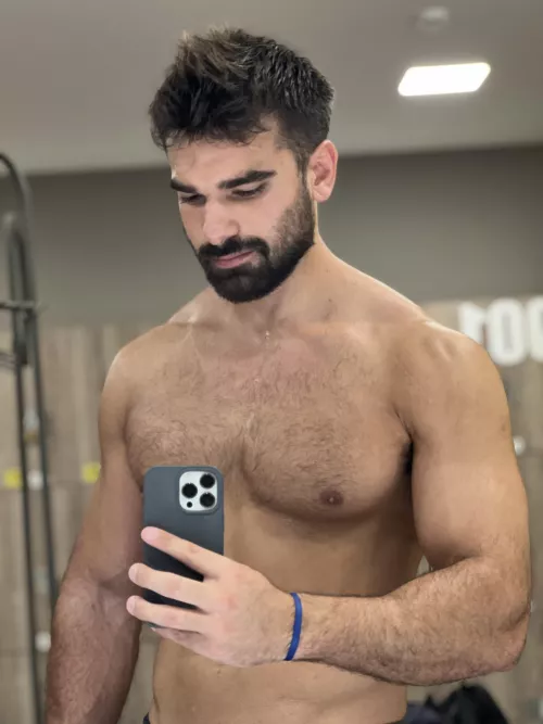 Should I shave my chest? by nicksunday7