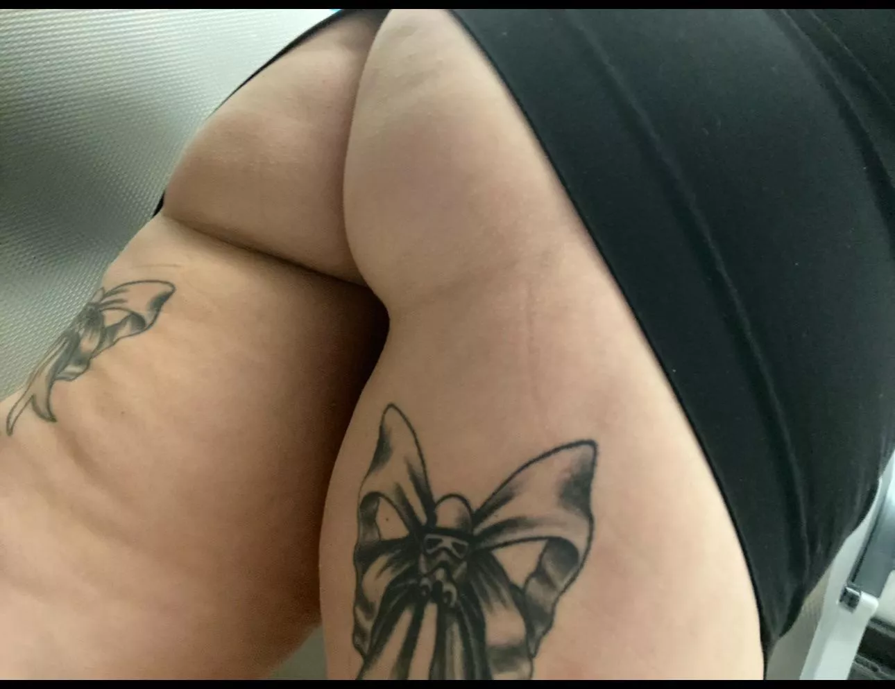 Slide my skirt up…press me against my desk. I want to feel your hand meet my… posted by The_Archer05