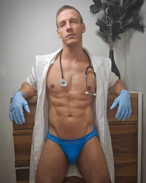 Soooo.. you're my new patient 😏..? by John_fitness91