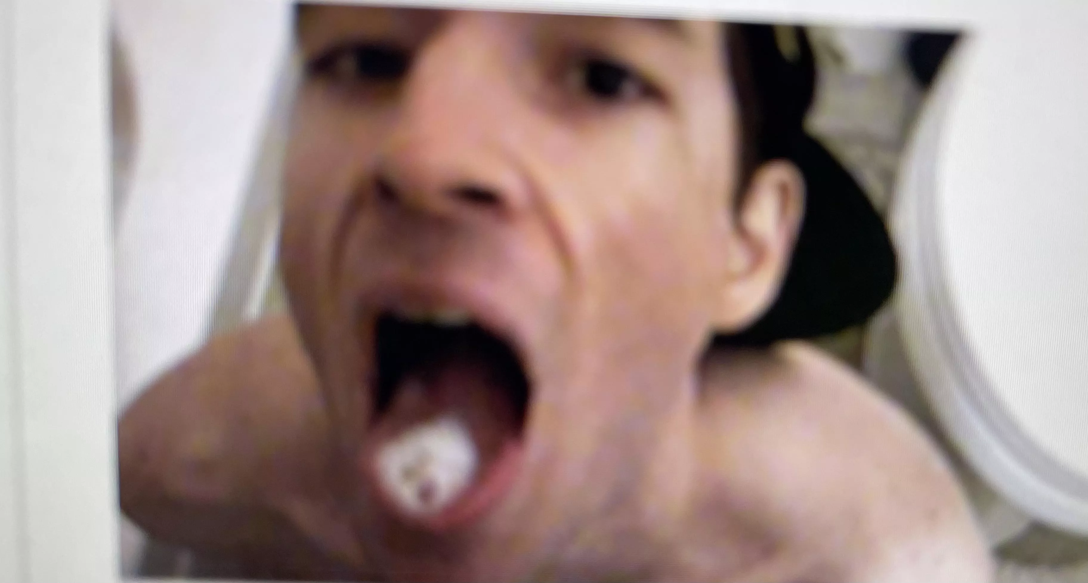 Spitting fetish posted by xiphoid77