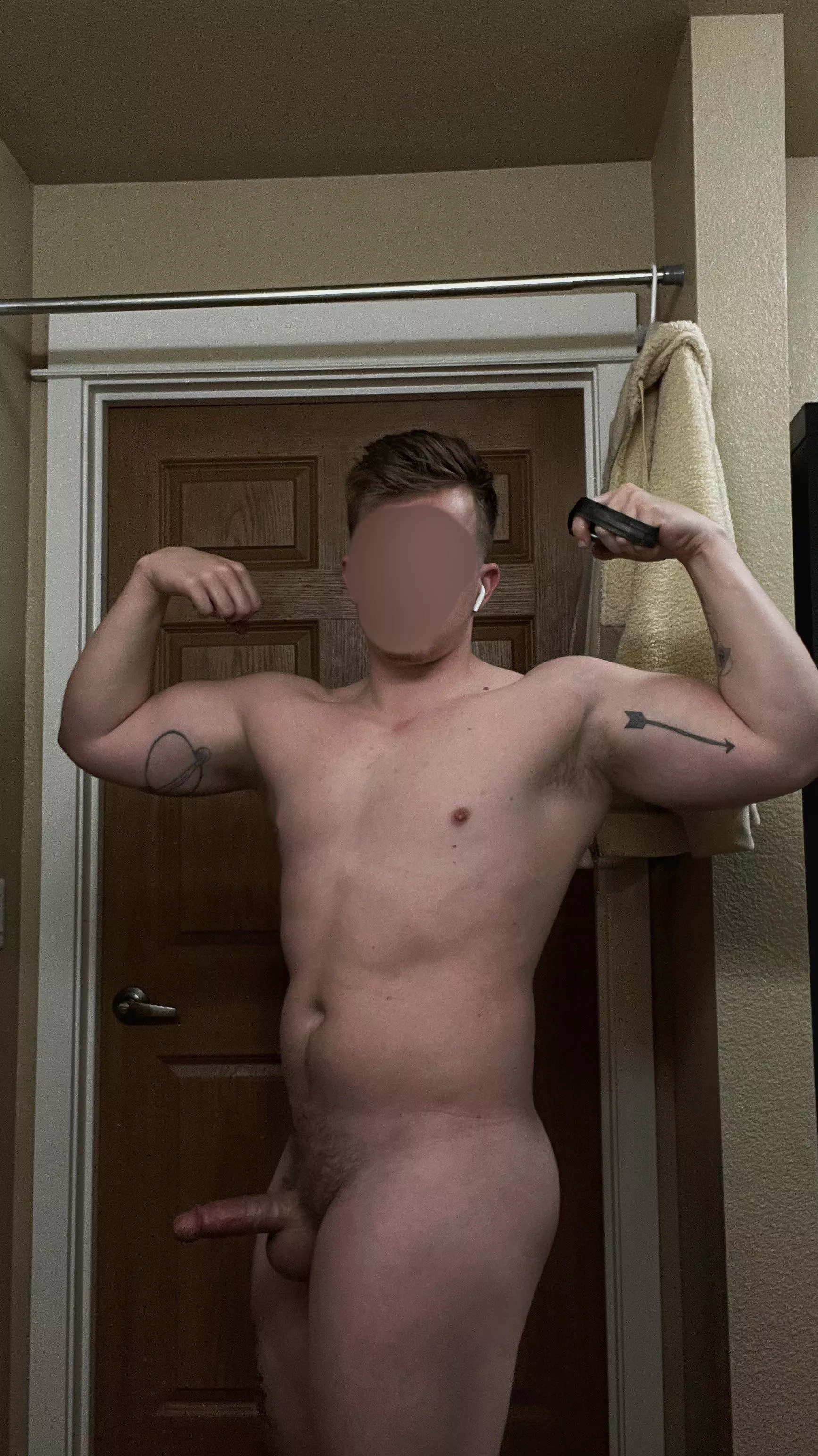 The gyms been paying off posted by Twunktreats