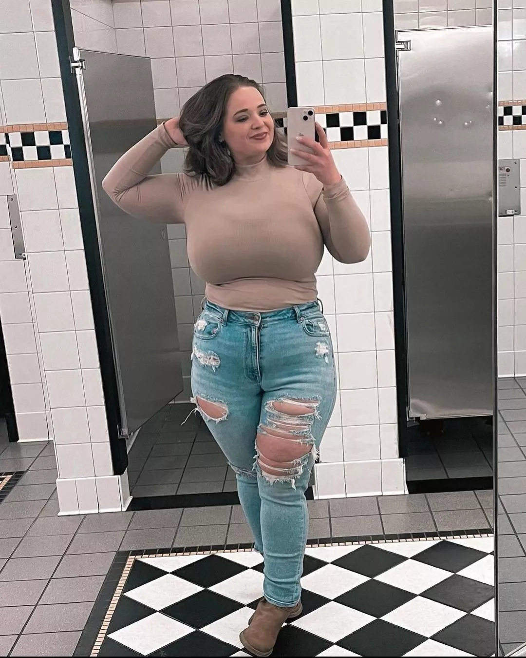 Thick in the right places posted by rudeNwrecked