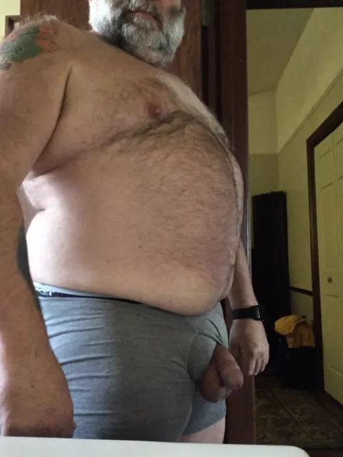 Titty tummy Tuesday by bmacbear