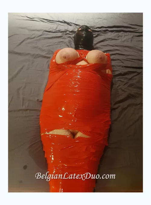 Wrapped tight by GlitteringGolf8522