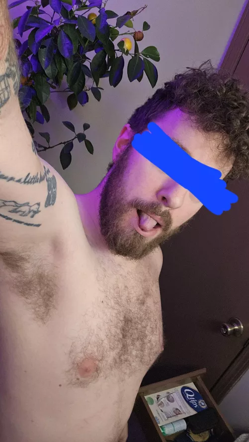 You come in thr bathroom and find me taking this pic....what do you do? 😈 by Tyler93xxx