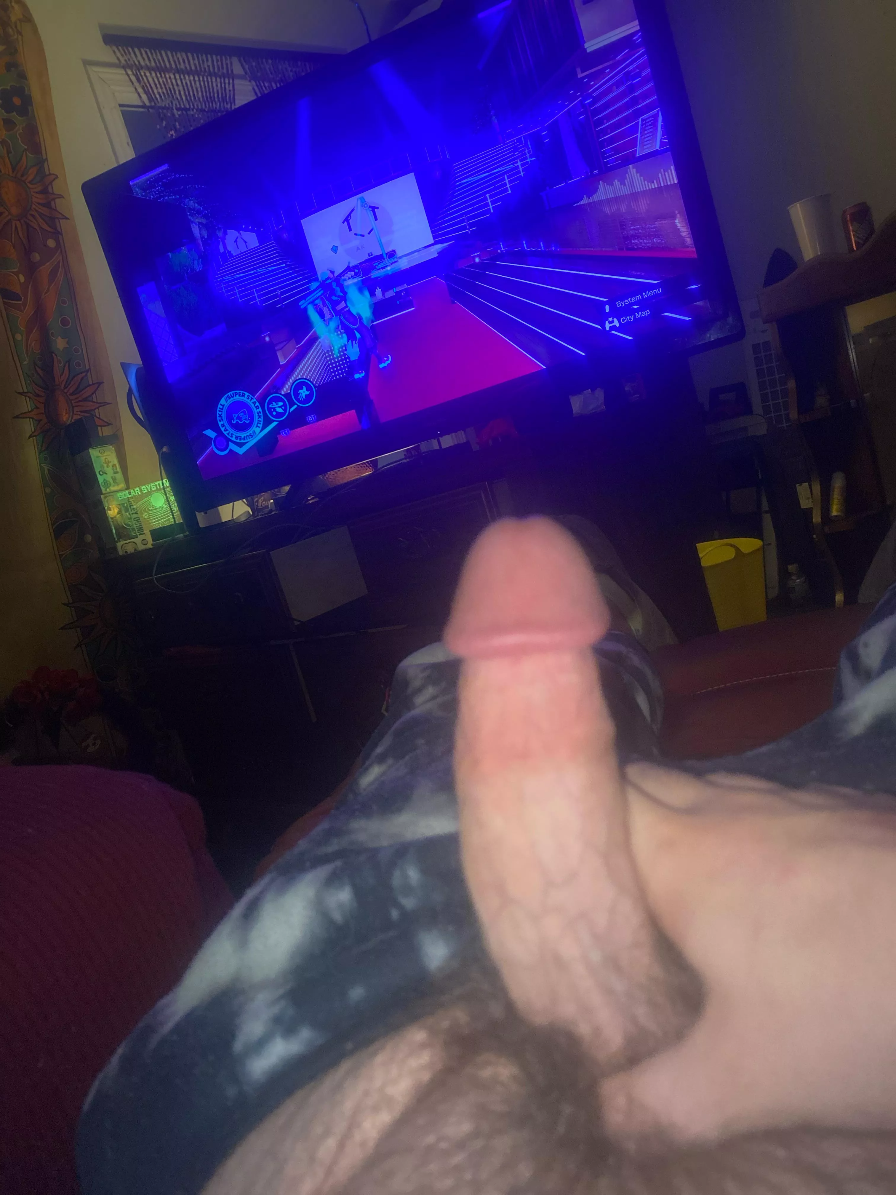 (26) was gaming but got hard; you should help me play Bro 😏 posted by ChrissBee1220