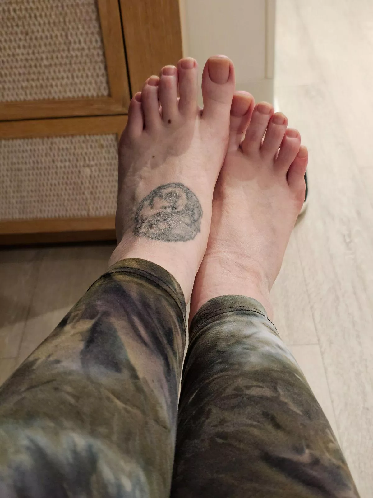 After a long day at the park, my feet hurt 😔 posted by KatsLuckyPaws