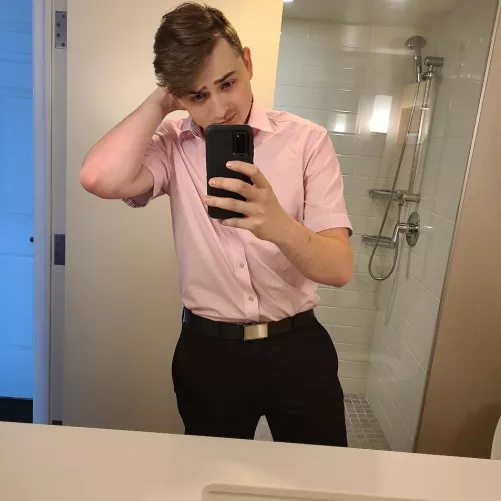 Anyone wanna play league NA ? IGN DefsNotGay Discord :https://discord.gg/CJBVaNQNmJ by Royce673